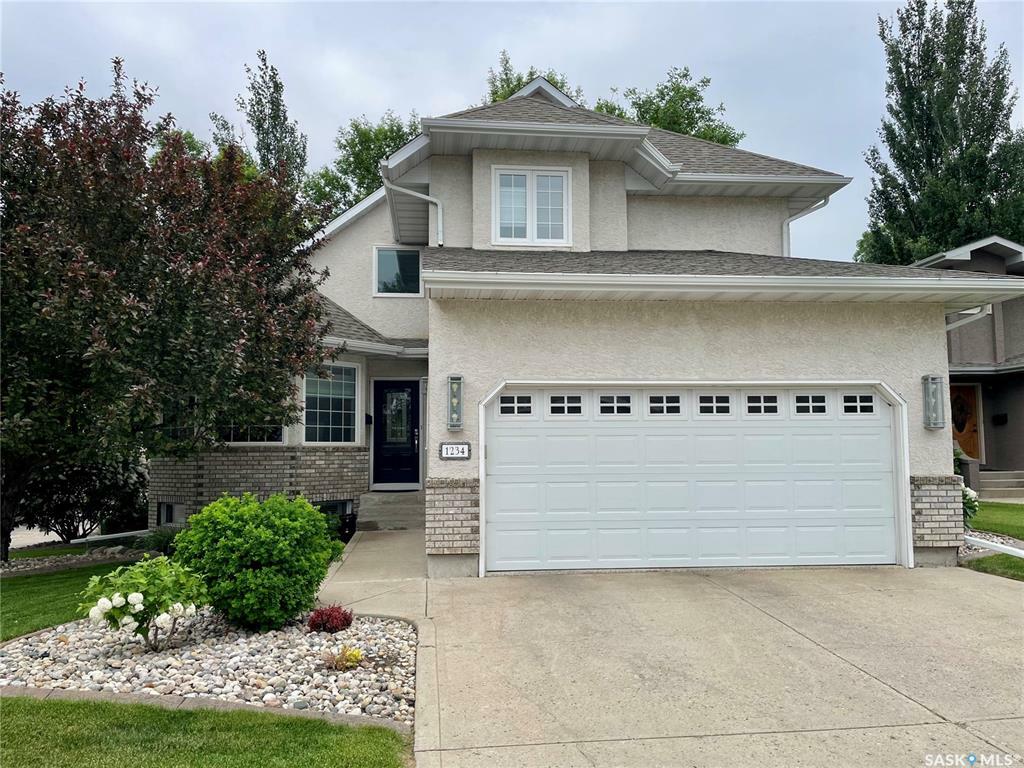 Photo de la propriété:  1234 Youngson Place N  SK S4X 4K4 
