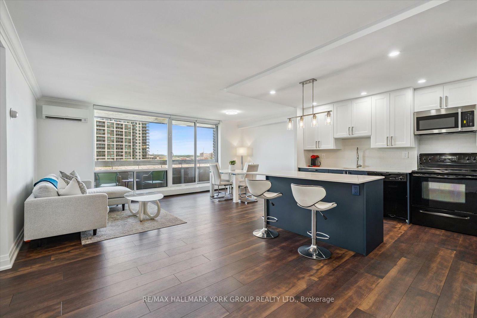 Property Photo:  1210 Radom Street 701  ON L1W 2Z3 