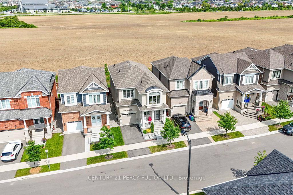 Photo de la propriété: 763 Aspen Terrace ON L9E 1S6