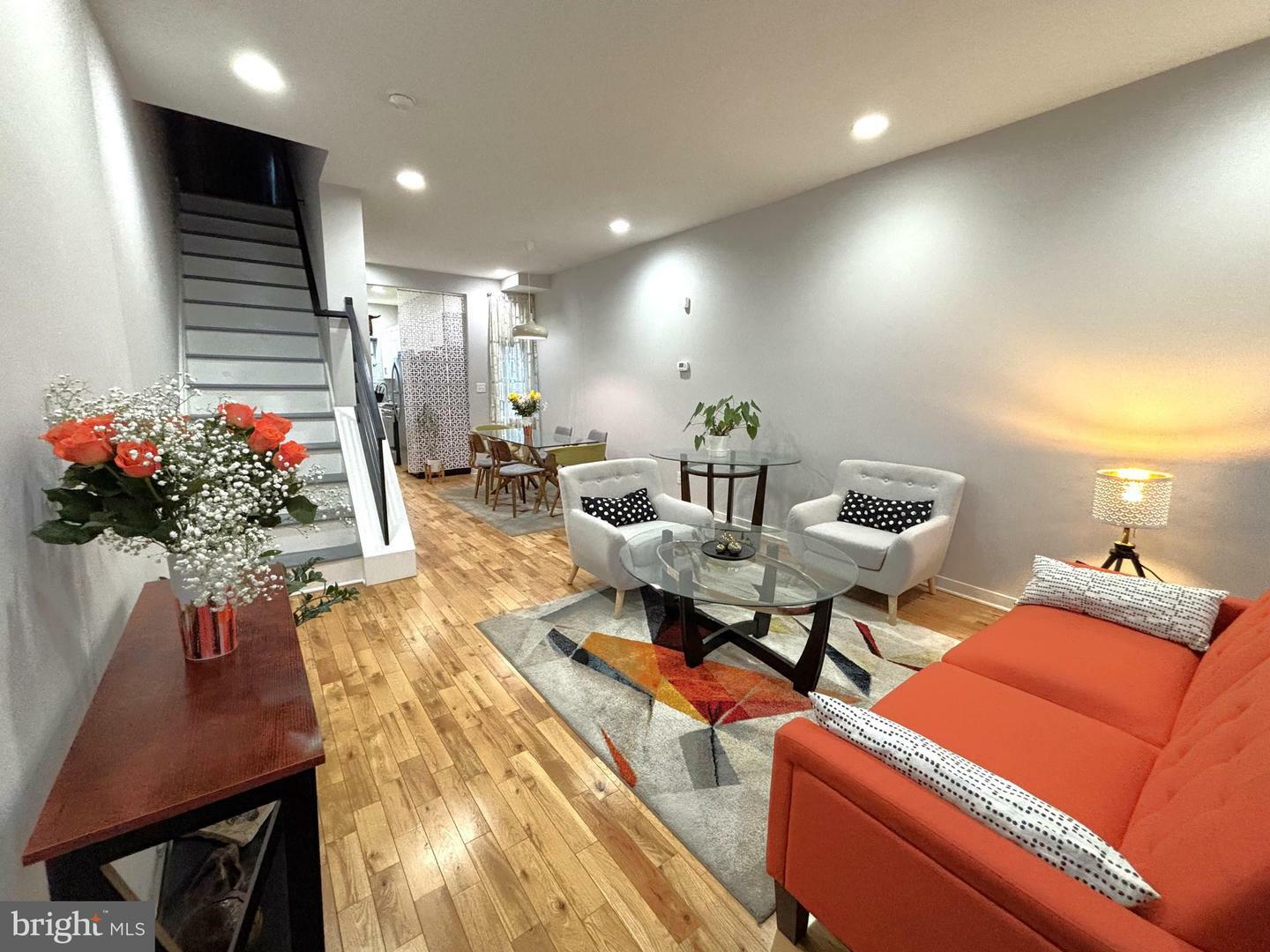 2633 Earp Street  Philadelphia PA 19146 photo