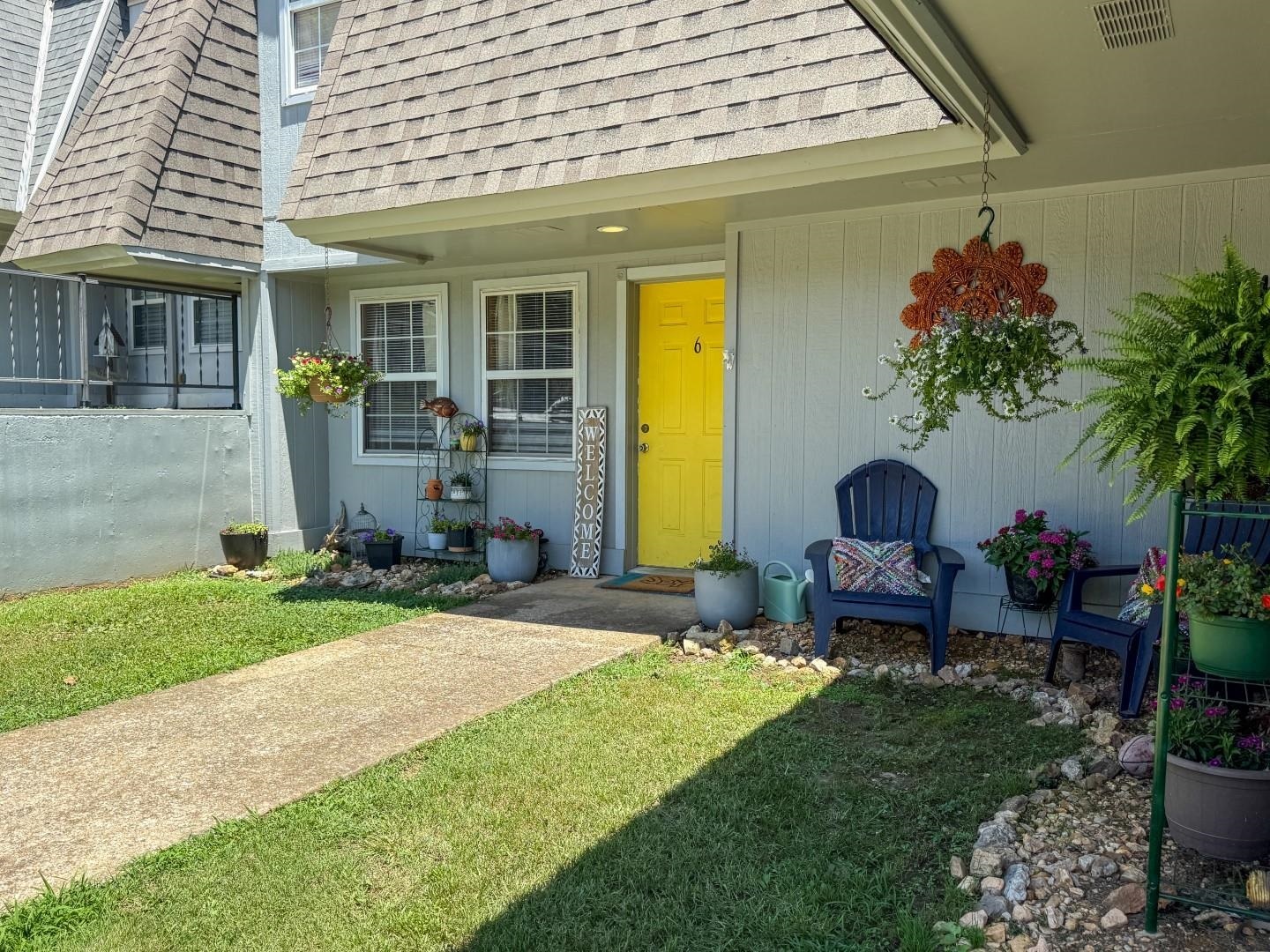 Property Photo: 6 Annette Road AR 72529