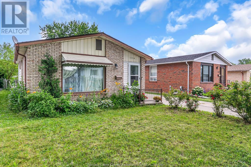 Property Photo: 1716 Southdale ON N8W 4X1