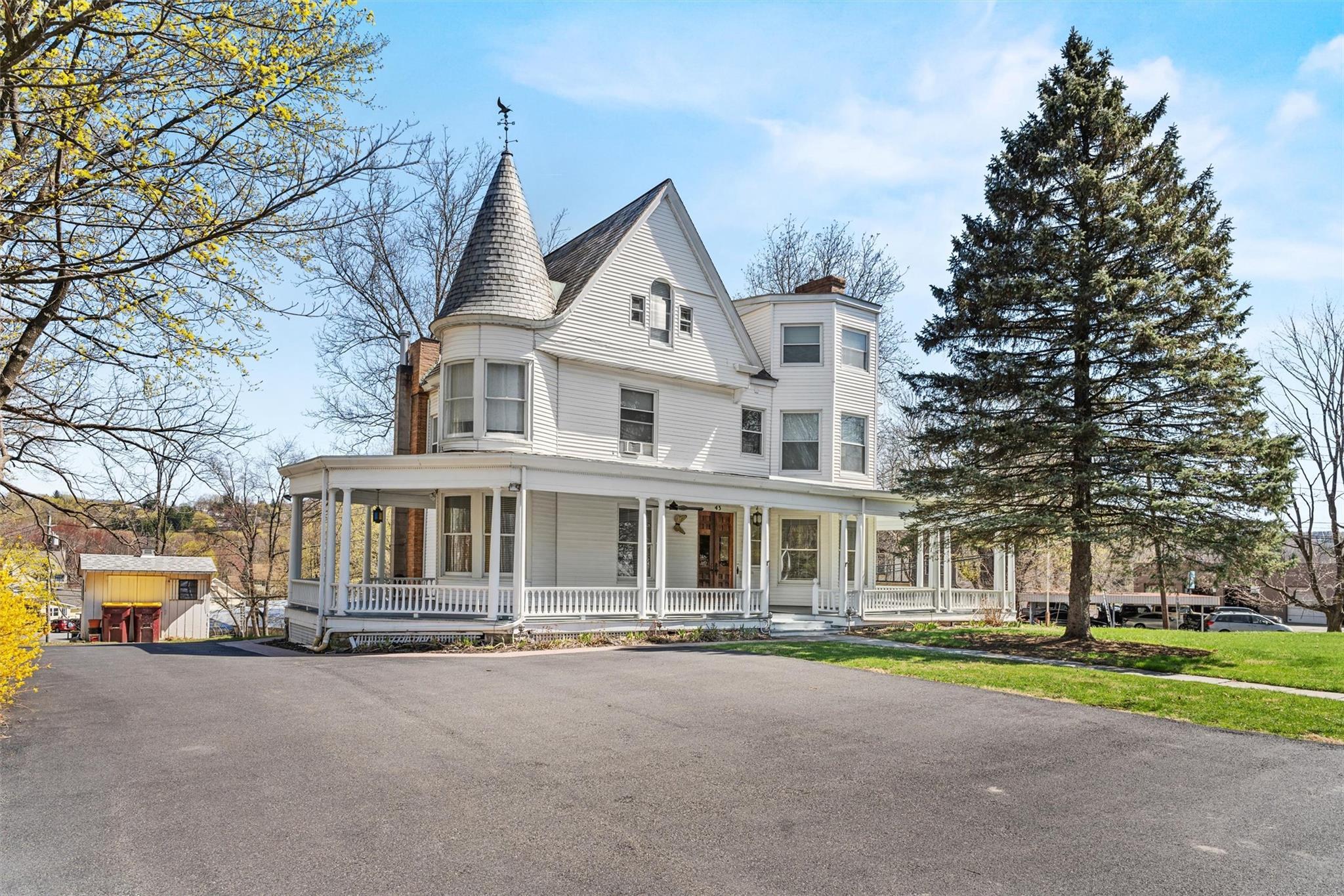 Property Photo: 43 Oakland Avenue 3 NY 10990