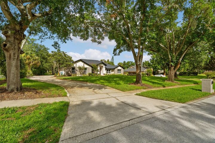 Property Photo:  3417 Bay Meadow Court  FL 34786 