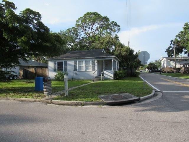 2102 Arlington Street  Sarasota FL 34239 photo