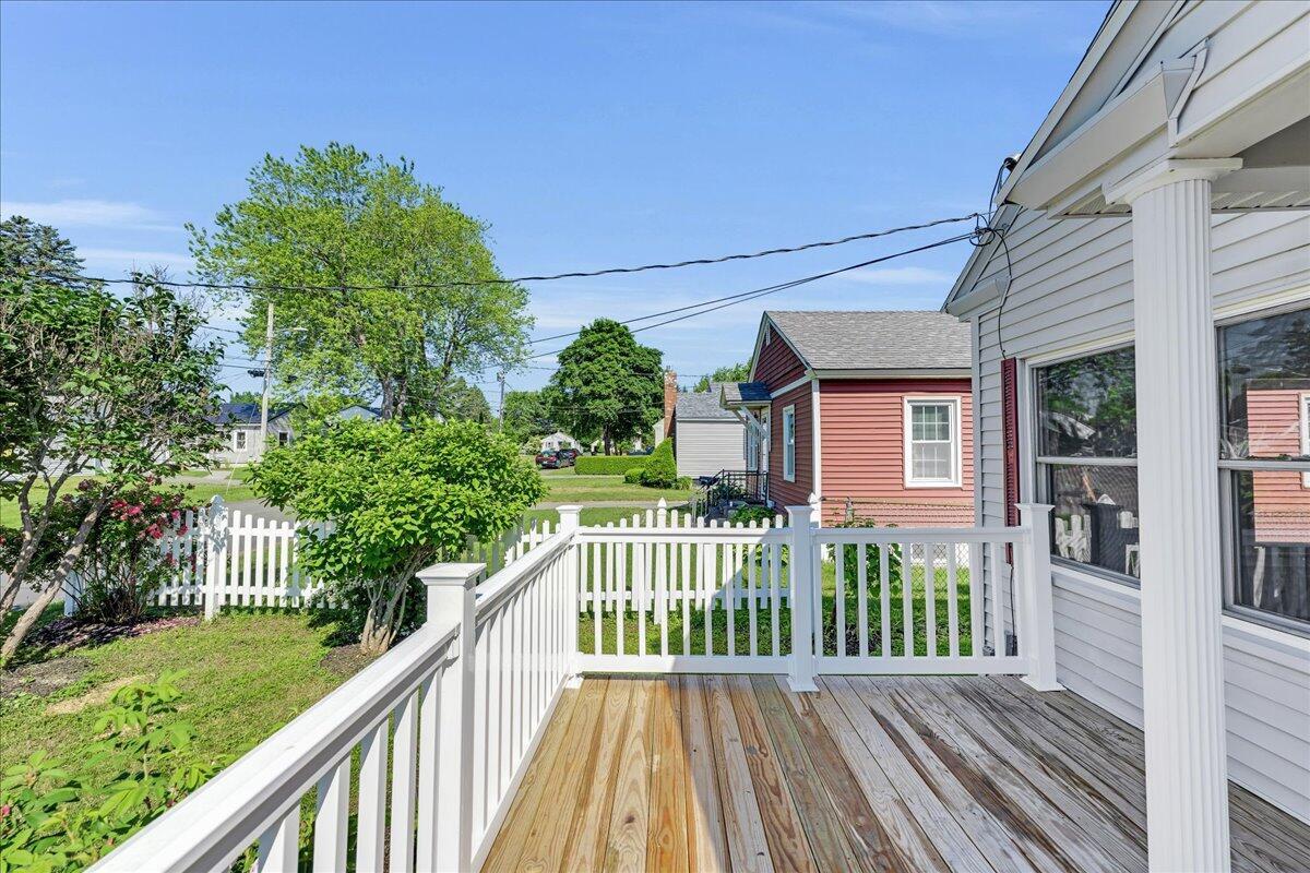 Property Photo:  15 Wood Street  ME 04401 