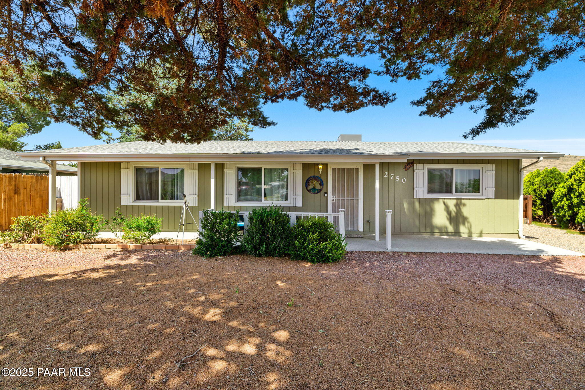Property Photo: 2750 N Date Creek Drive AZ 86314