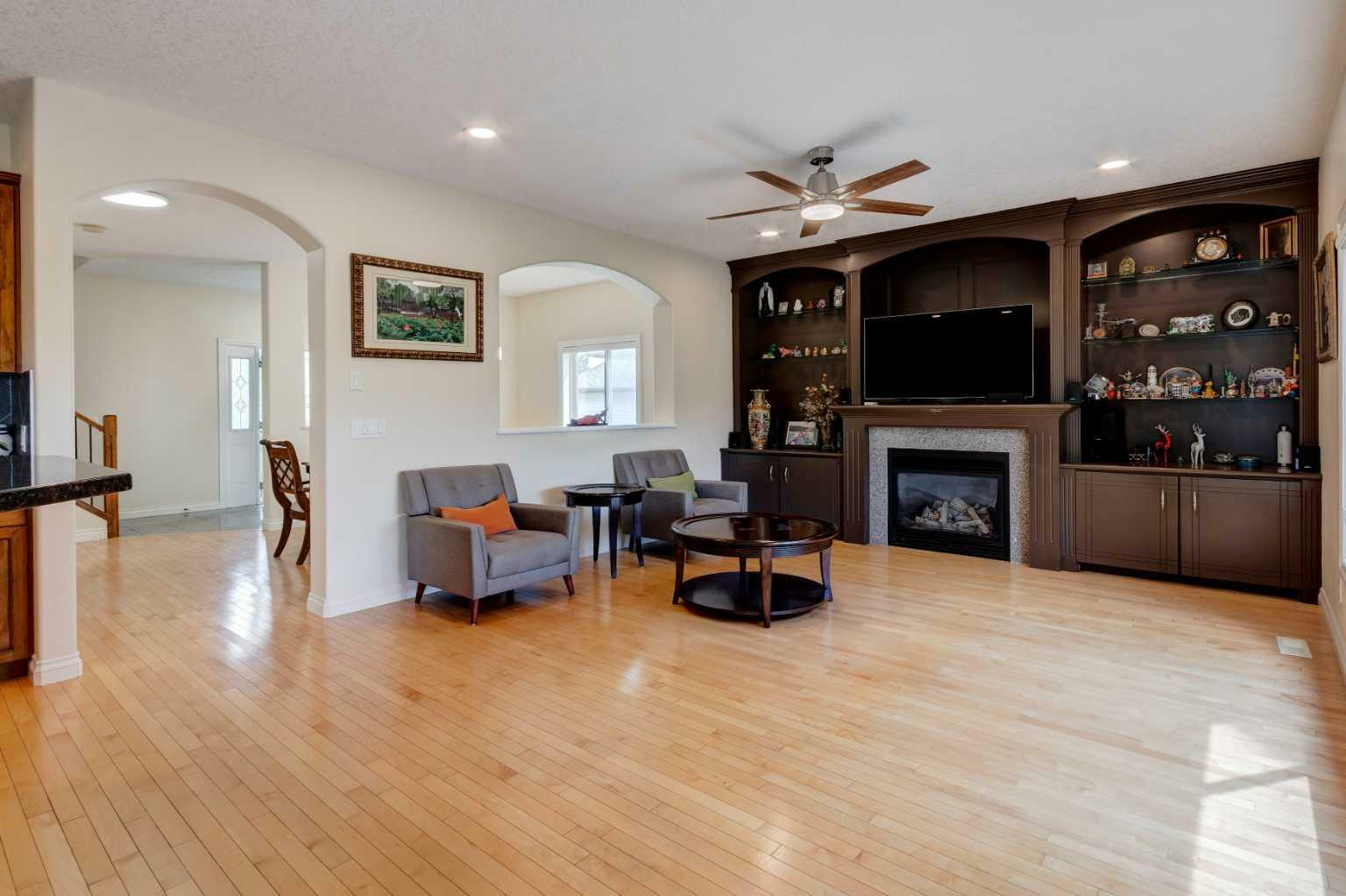 Property Photo:  107 Kincora View NW  AB T3R 1M3 