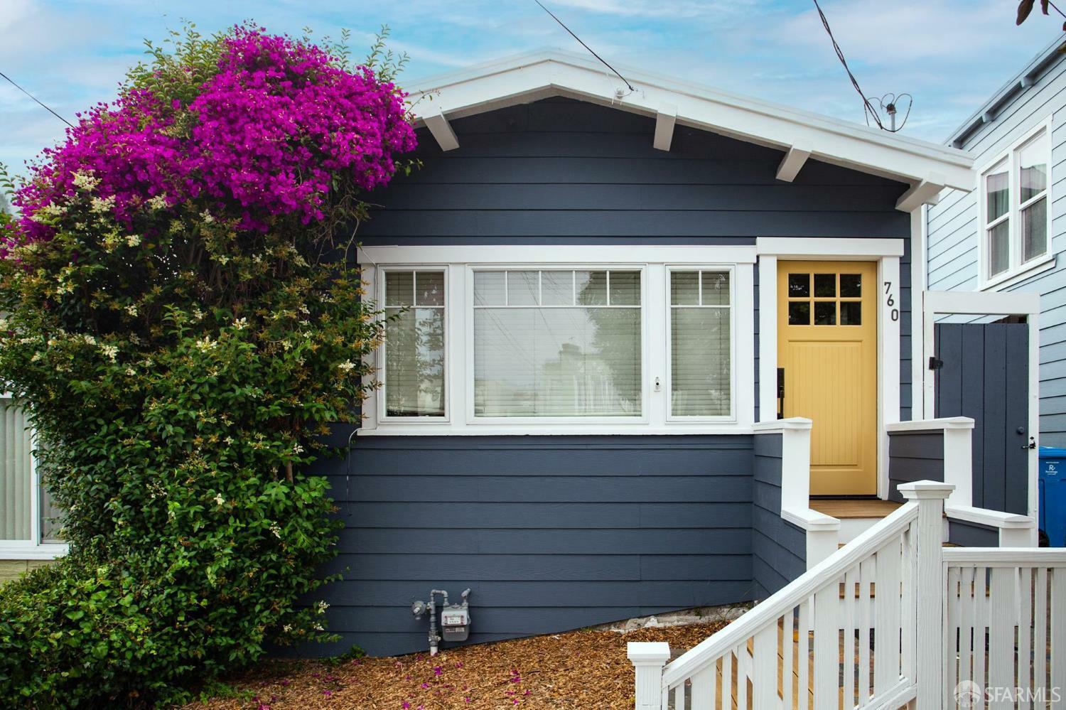 Property Photo: 760 Paris Street CA 94112