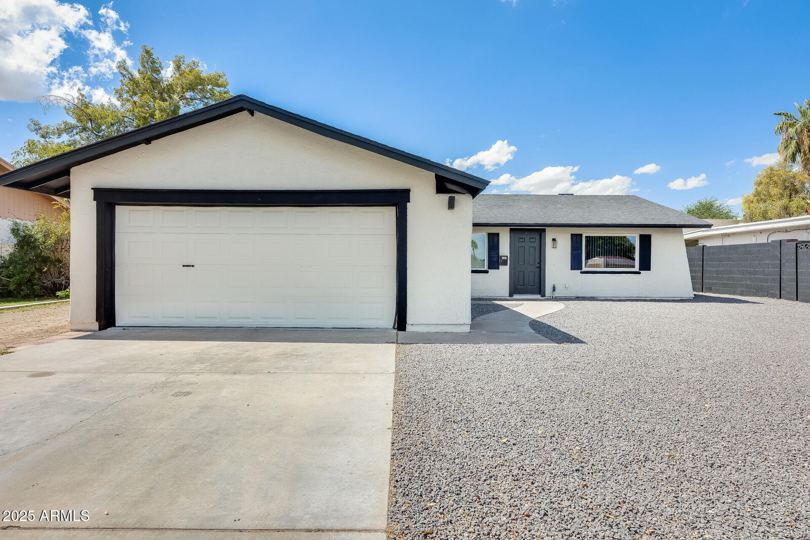 Property Photo:  6818 S Terrace Road  AZ 85283 