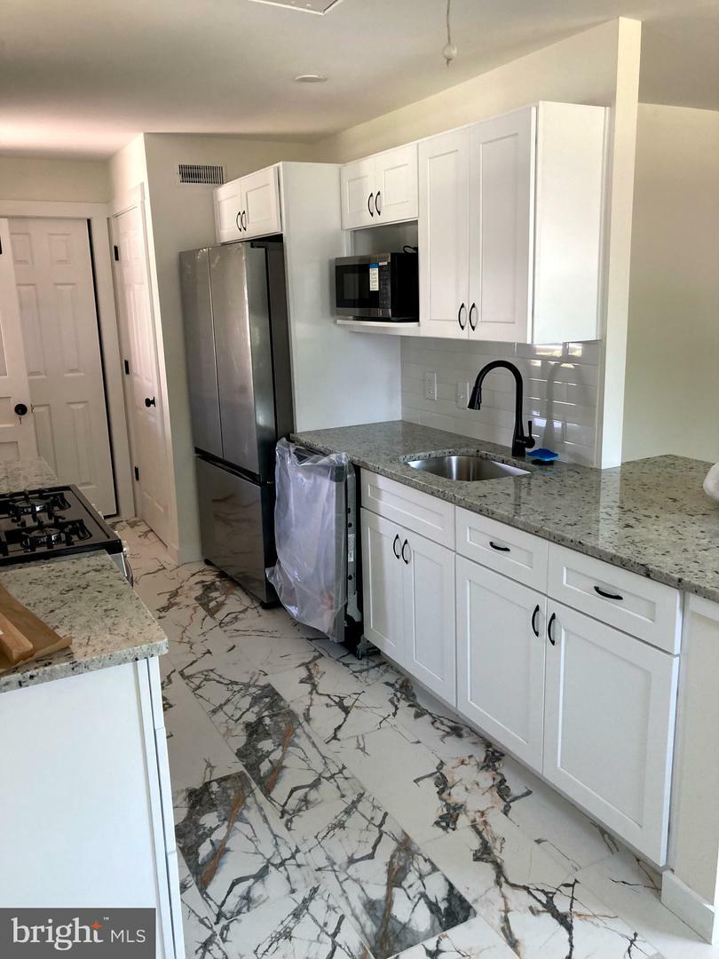 Property Photo: 32 Woodbine Avenue NJ 08052