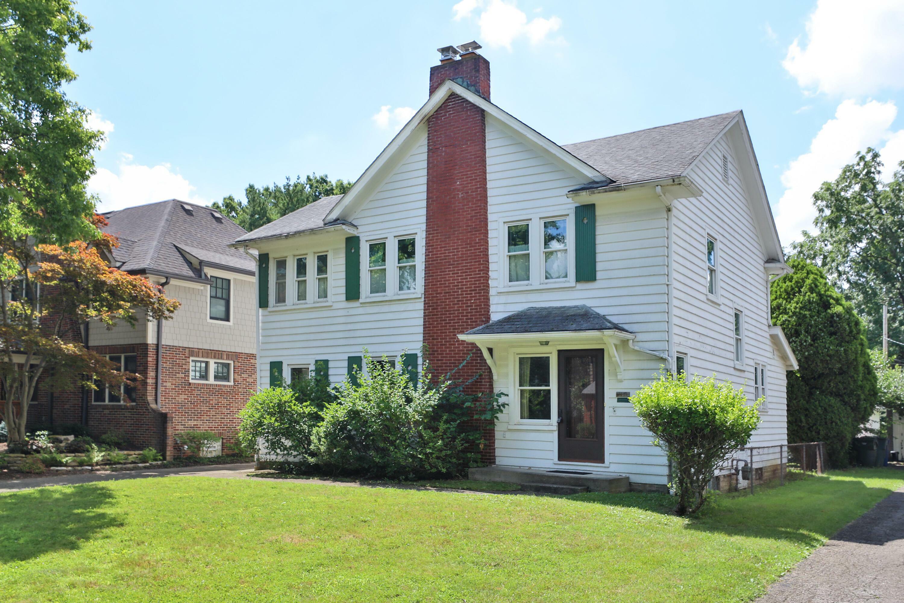 449 Oakland Park Avenue  Columbus OH 43214 photo
