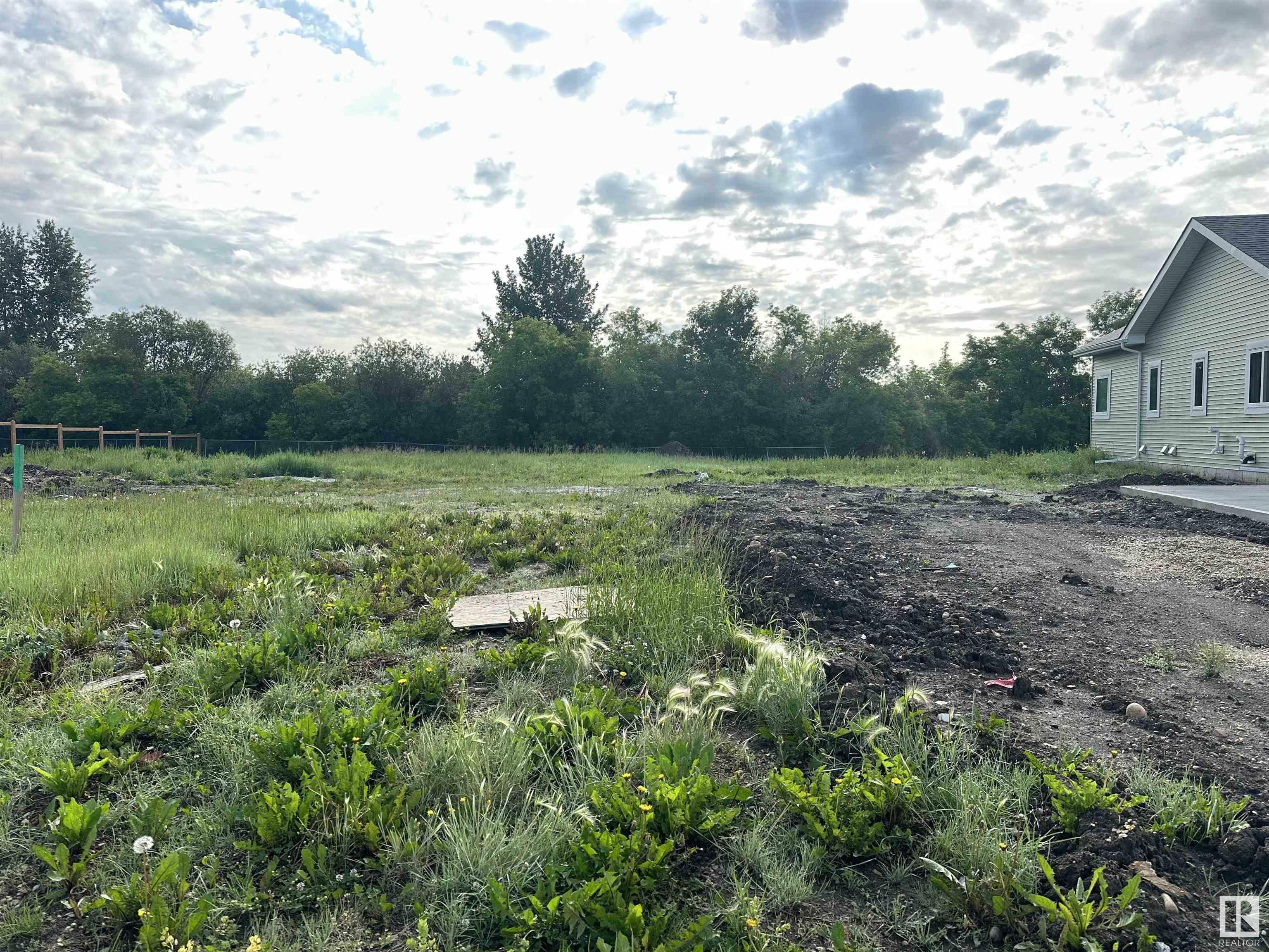 5201 55 Street  Wabamun AB T0E 2K0 photo
