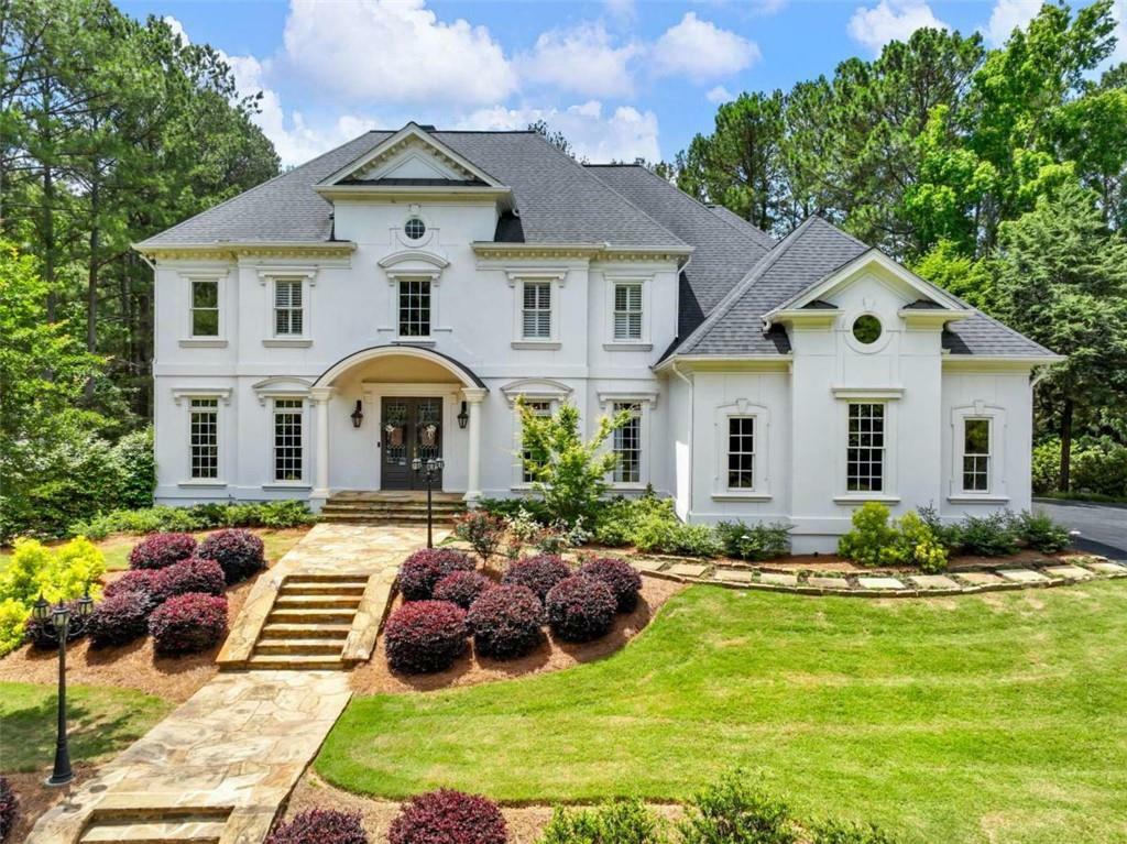 Property Photo: 5727 Gene Sarazen Drive GA 30517