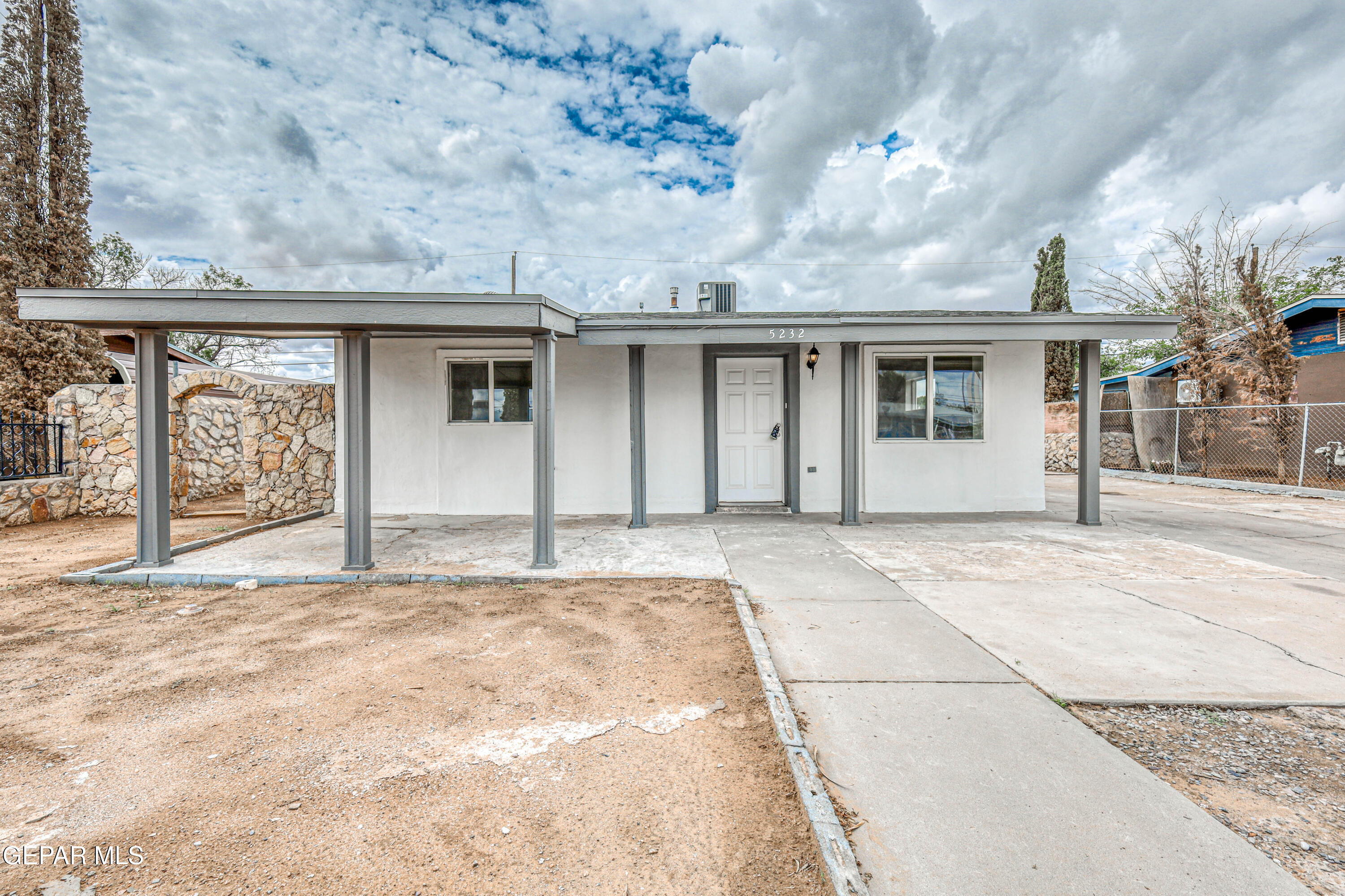 5232 Sun Valley Drive  El Paso TX 79924 photo