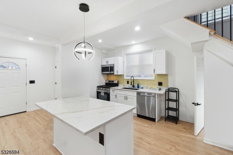 Property Photo: 216 Renner Ave NJ 07112