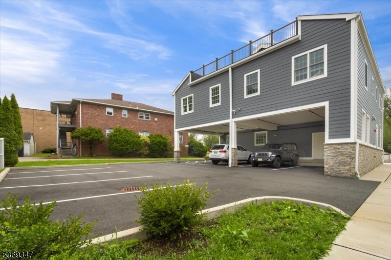 Property Photo: 627 Bloomfield Ave 2B NJ 07006