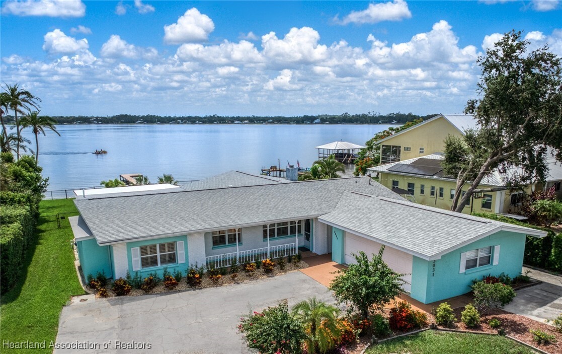 Property Photo: 3031 Lakeview Drive FL 33870