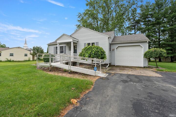 Property Photo:  735 Ruth Street  IN 46750-1463