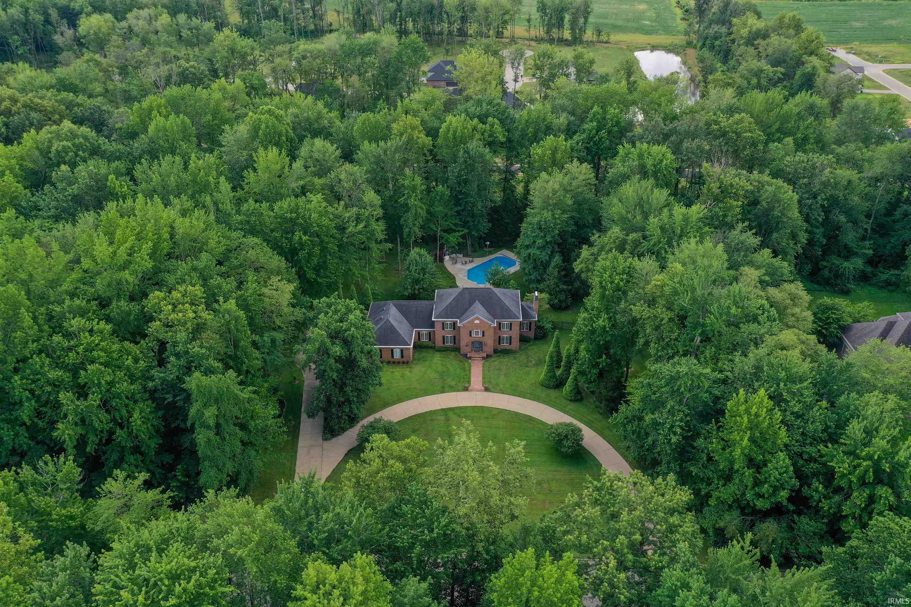 Property Photo: 1125 Suwanne Drive IN 47725