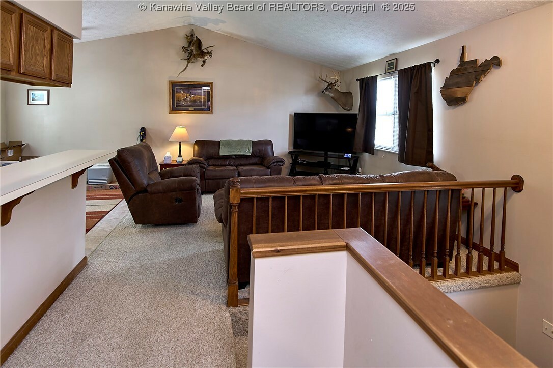 Property Photo: 433 Kingswood Drive WV 25510