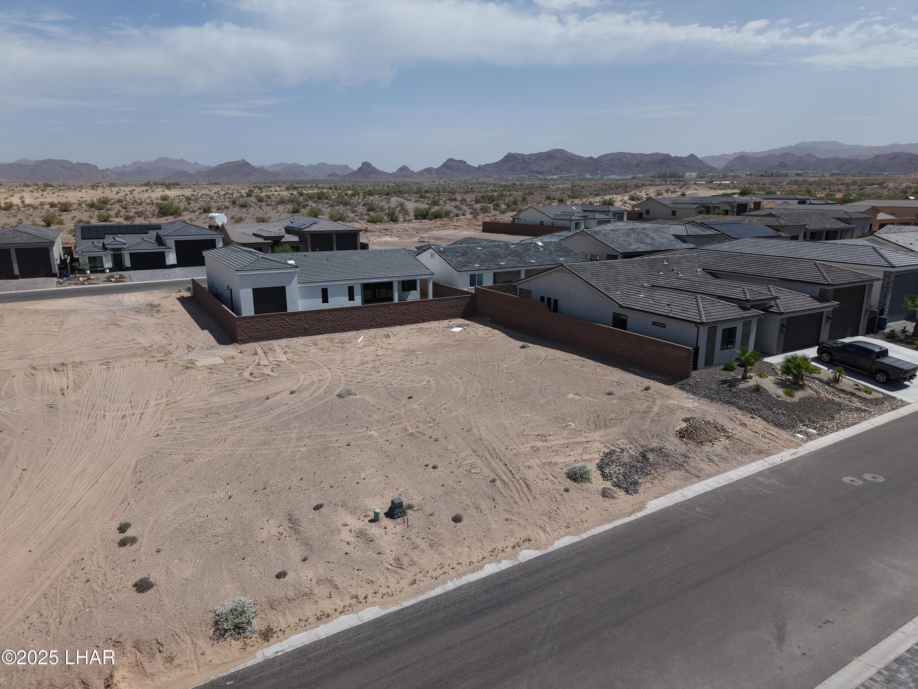 Property Photo: 1651 E Sandra Dr AZ 86404