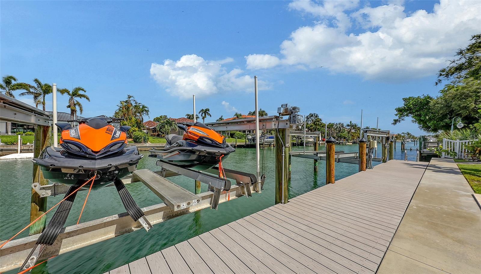 Property Photo: 624 Mourning Dove Drive FL 34236