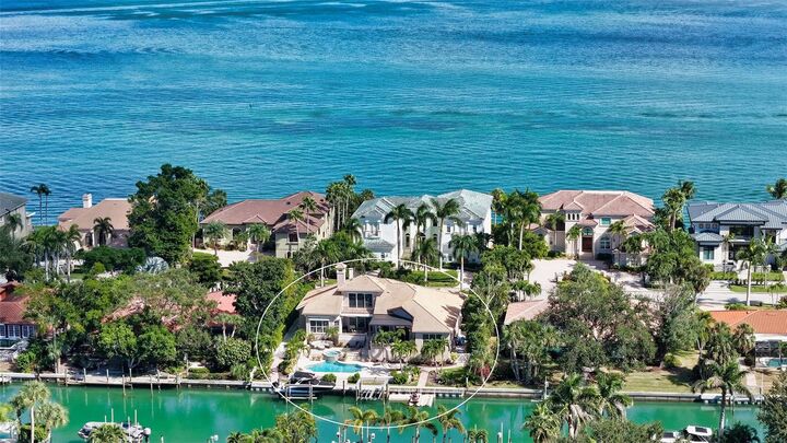 Property Photo:  624 Mourning Dove Drive  FL 34236 