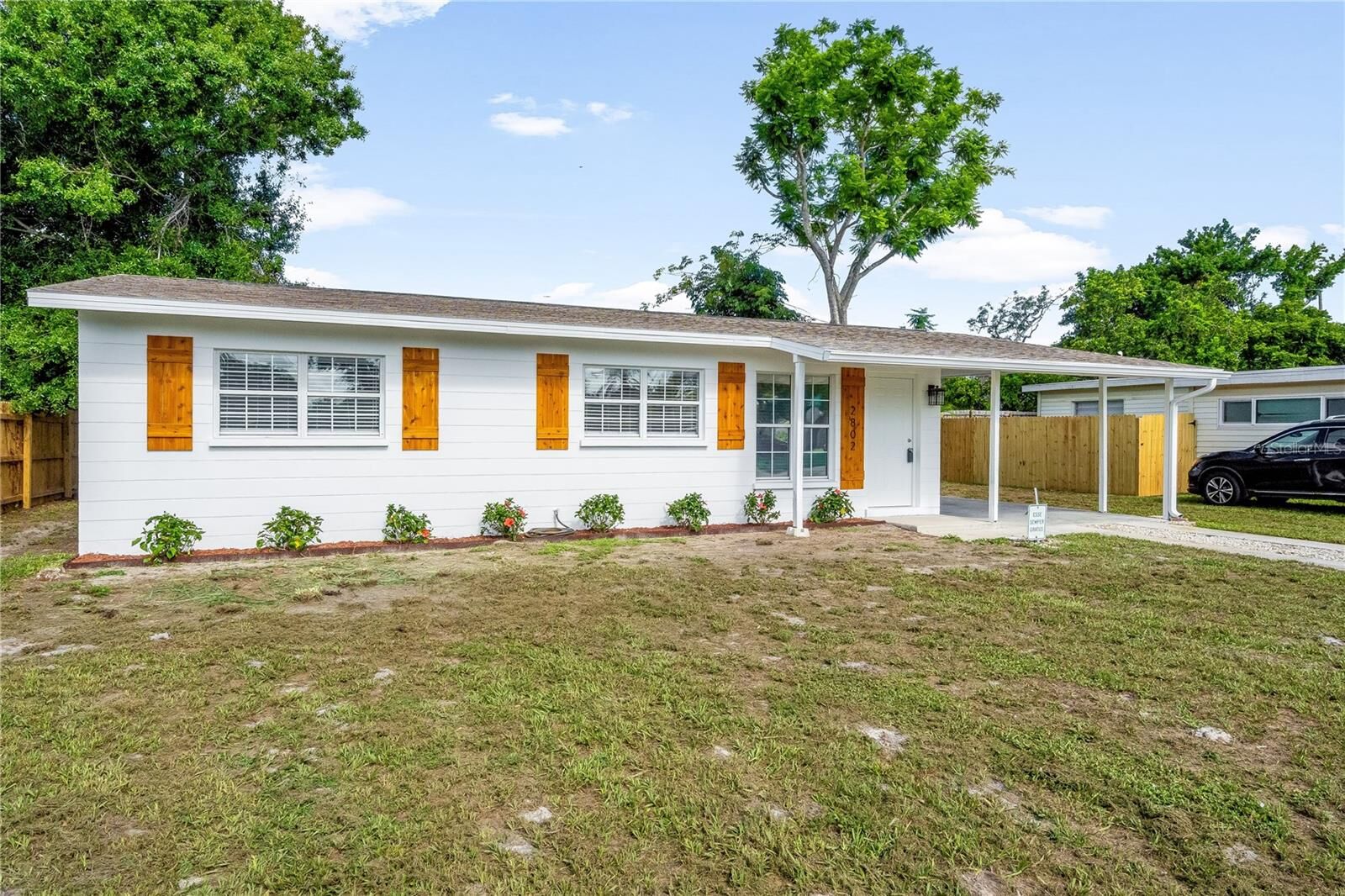 Property Photo: 2802 21st Street W FL 34205