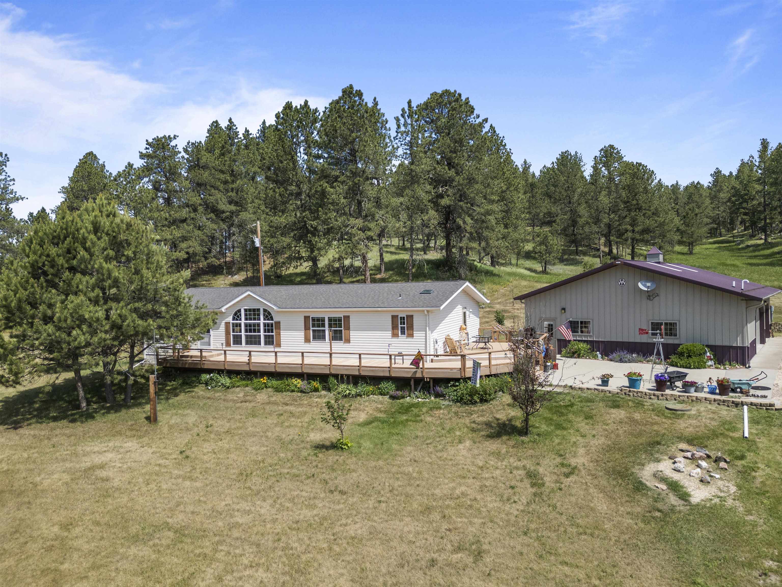 25861 Highway 385  Custer SD 57730 photo
