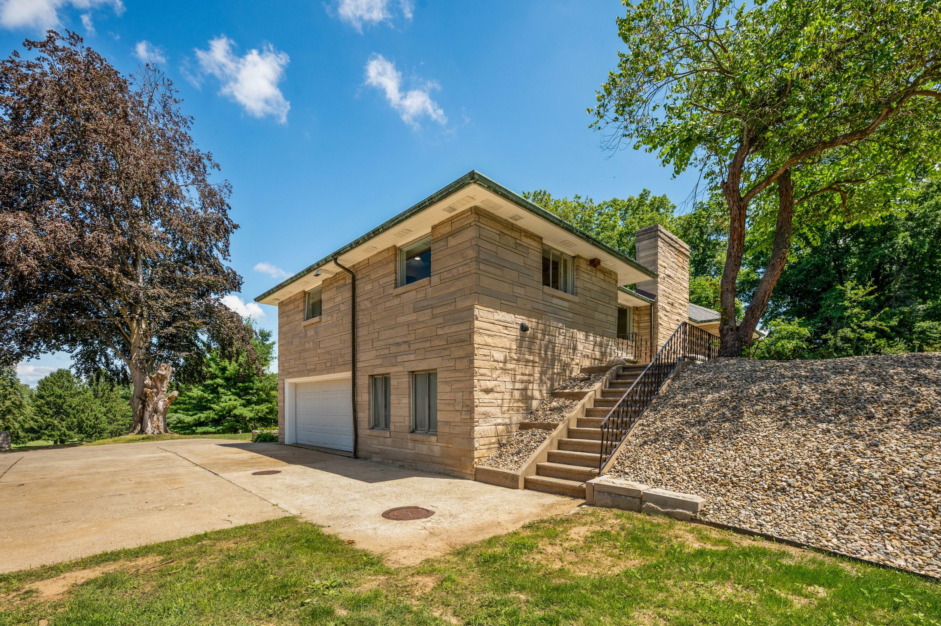 Property Photo: 3017 Niles Buchanan Road MI 49107