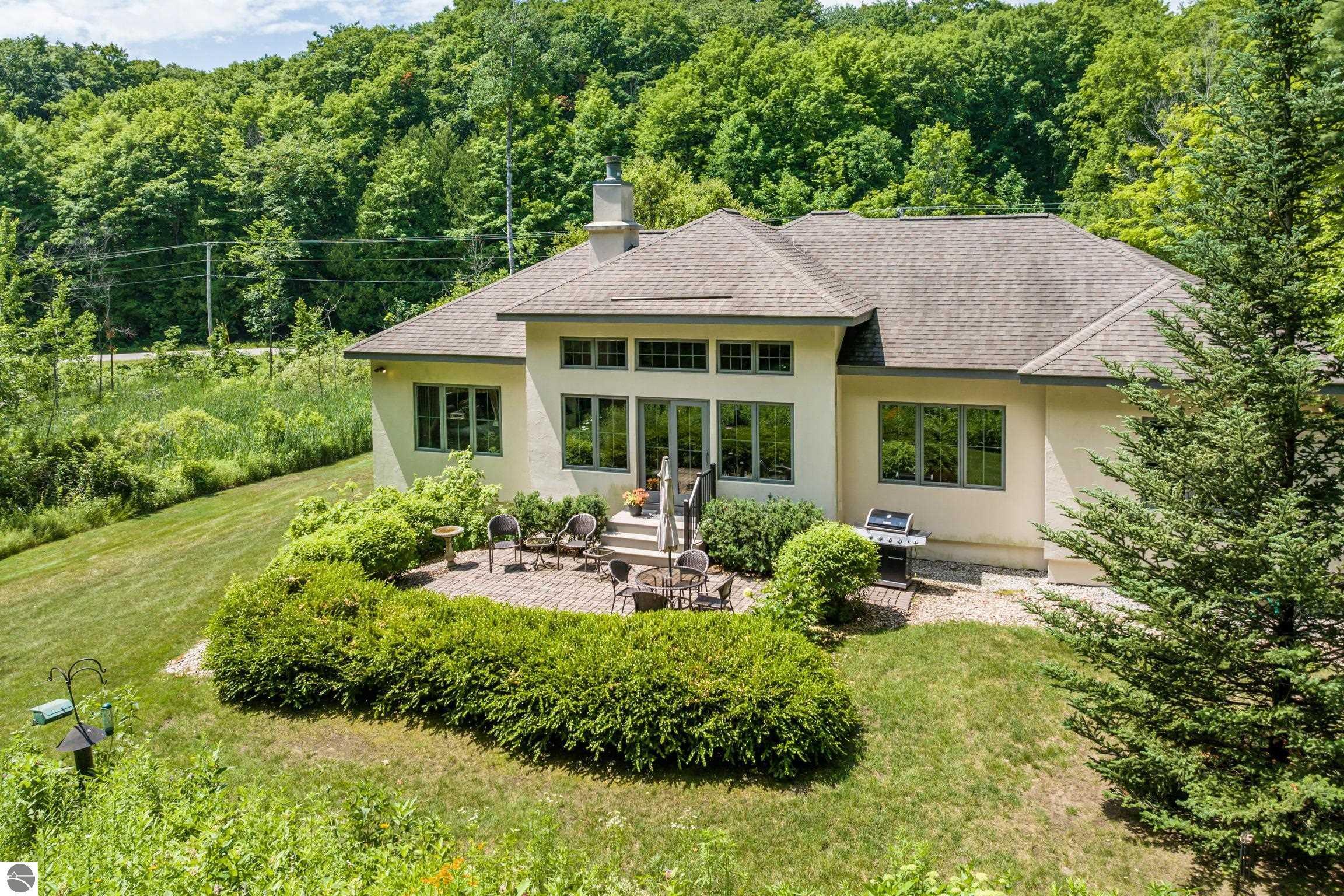 Property Photo: 580 W Broadway MI 49682