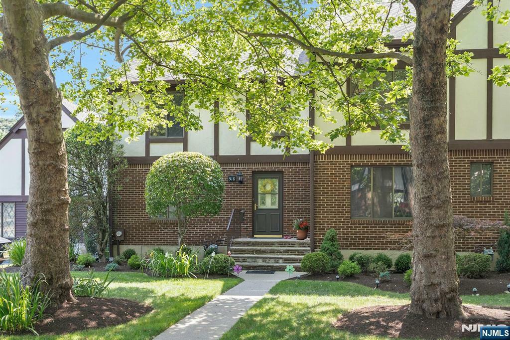 518 S Piermont Avenue  River Vale NJ 07675 photo