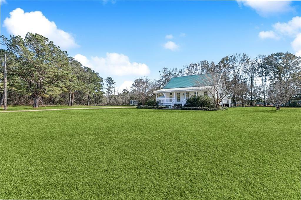 Property Photo: 22442 Highway 1084 LA 70435