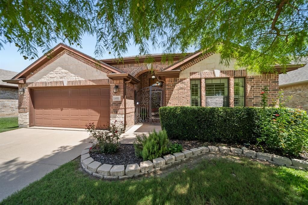 Photo de la propriété:  6952 Big Wichita Drive  TX 76179