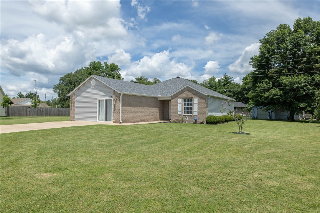 Property Photo:  374 Meszaros Court  AR 72751 
