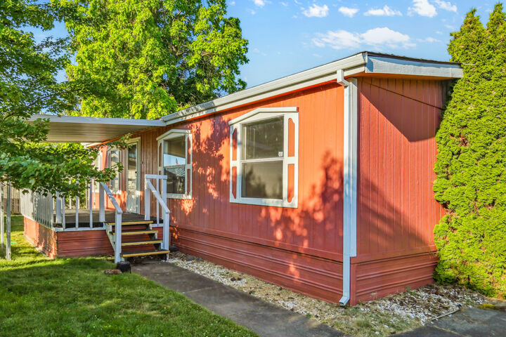 6850 Downing Road Spc 65A  Medford OR 97502 photo