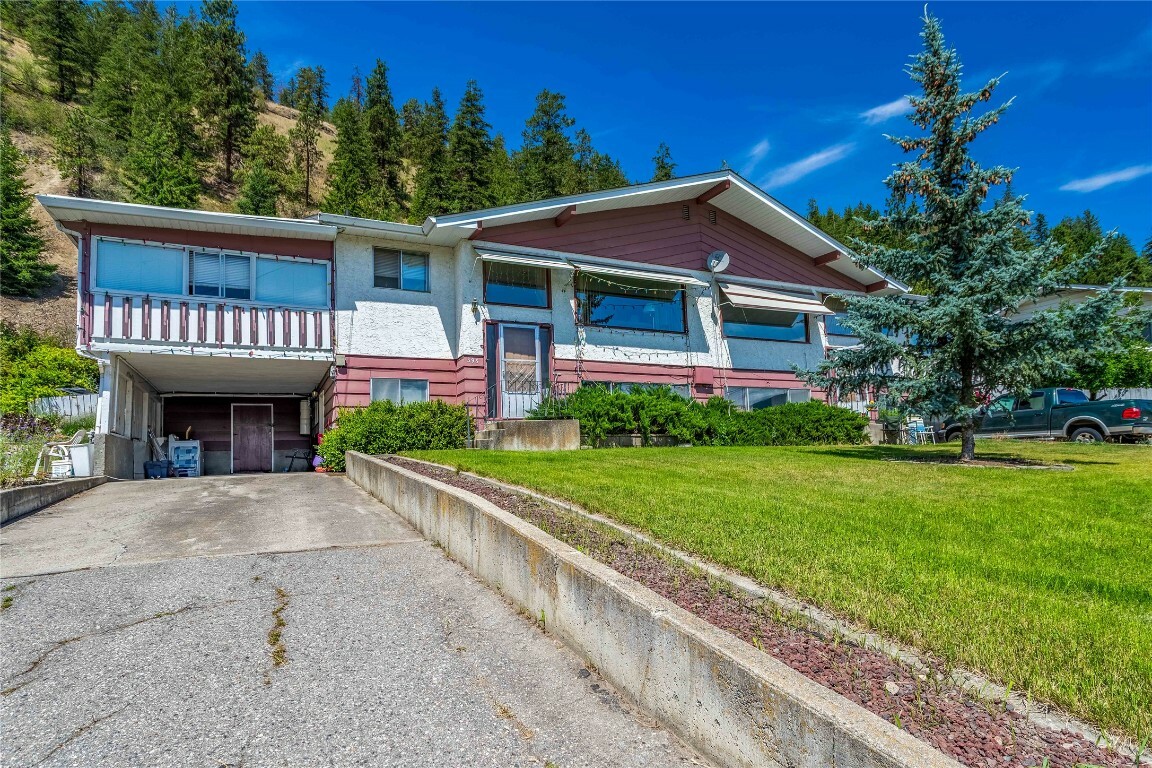 Property Photo: 396 Moubray Road BC V1V 1R4