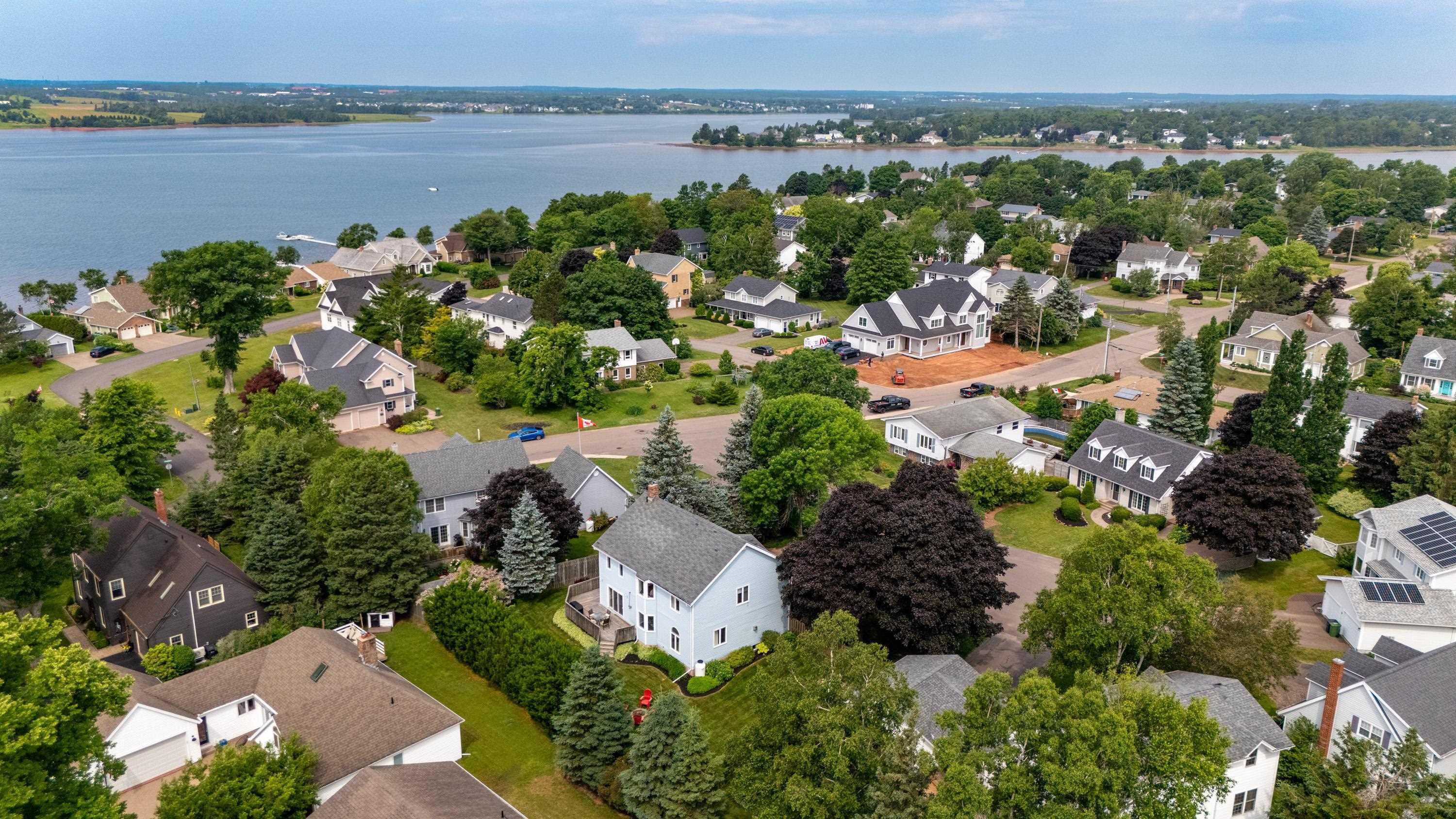Property Photo: 8 Berkeley Way PE C1A 8X5
