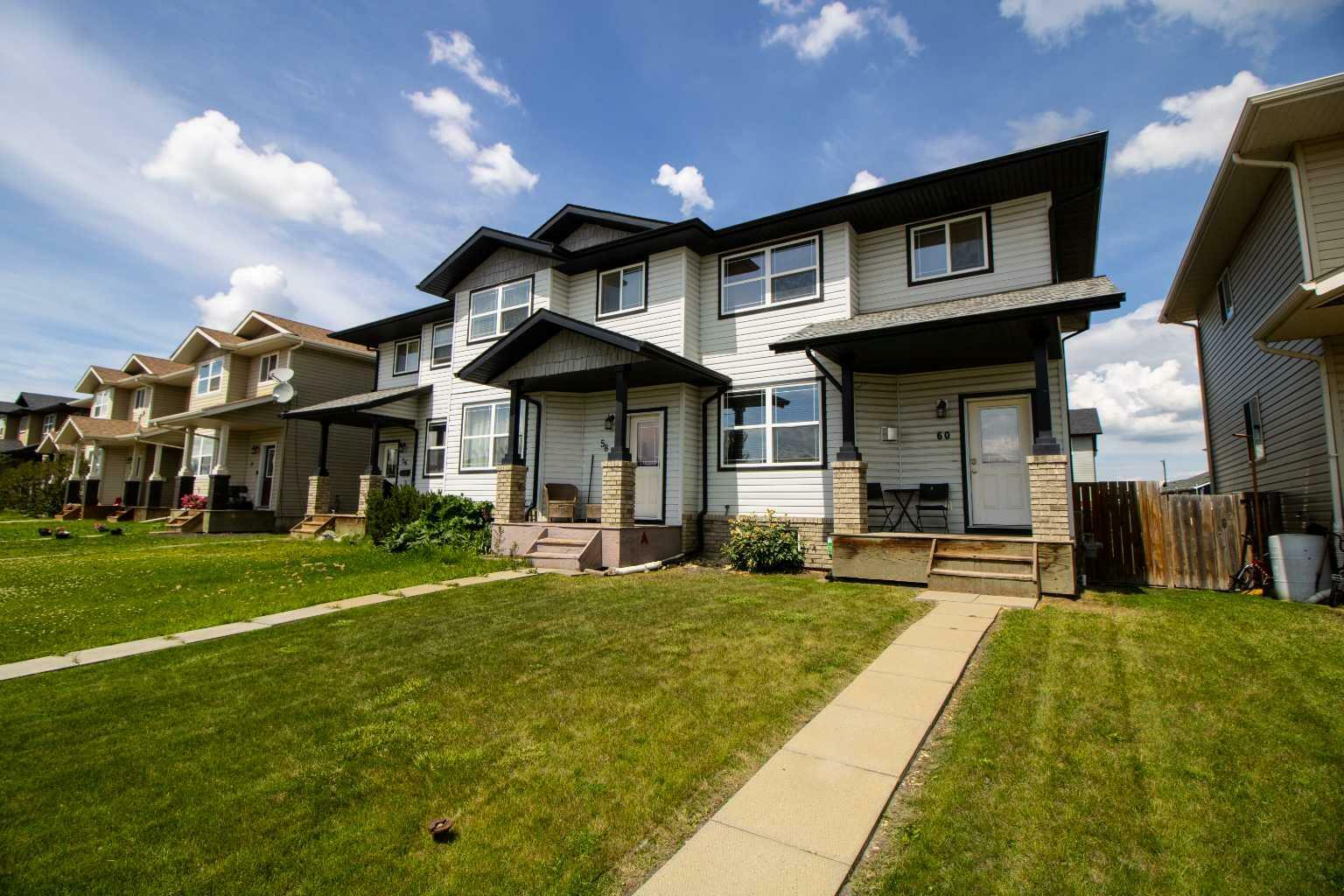 60 Terrace Heights Drive  Lacombe AB T4L 0A8 photo