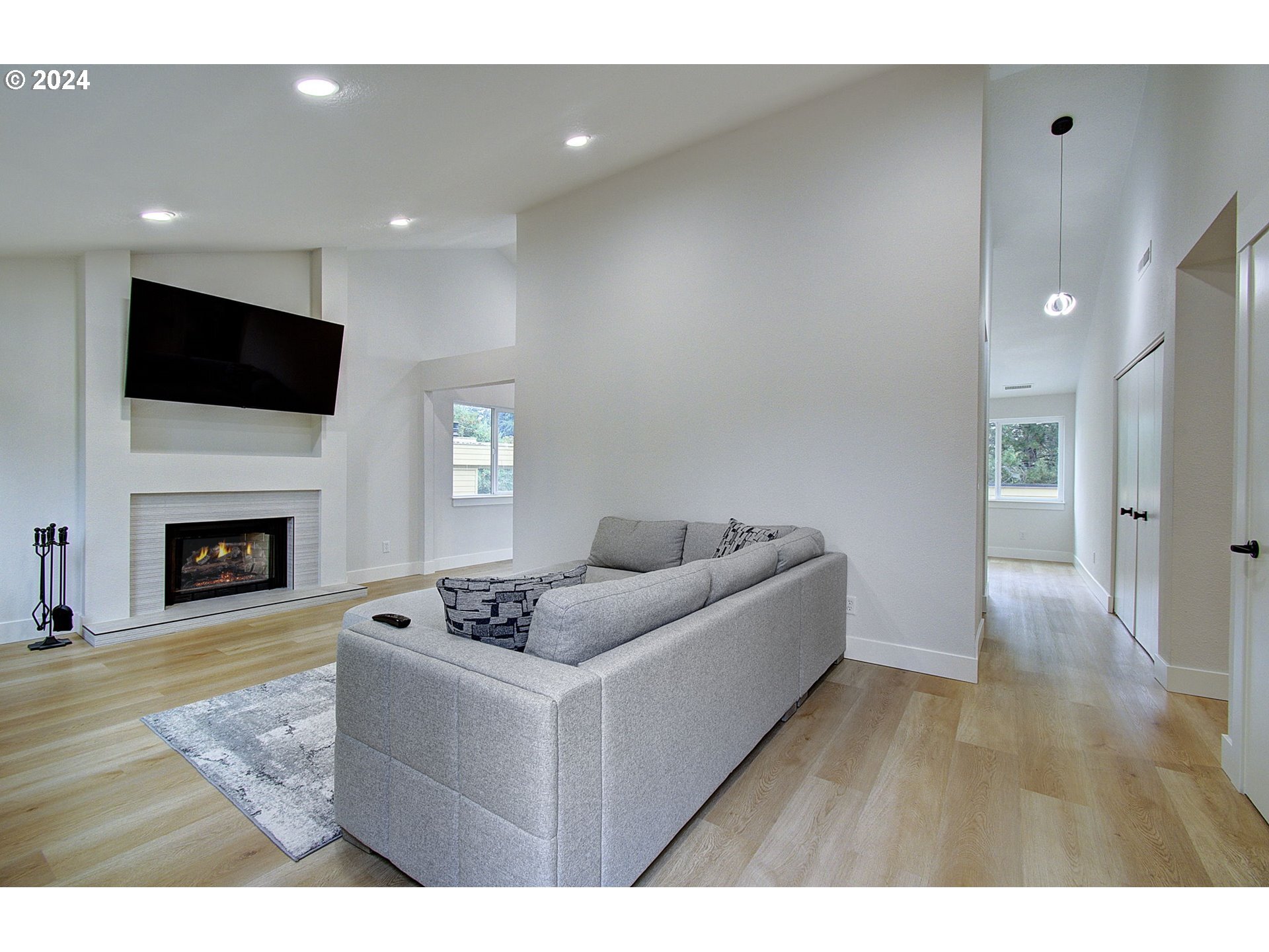 Property Photo: 1611 NE 113th St WA 98686