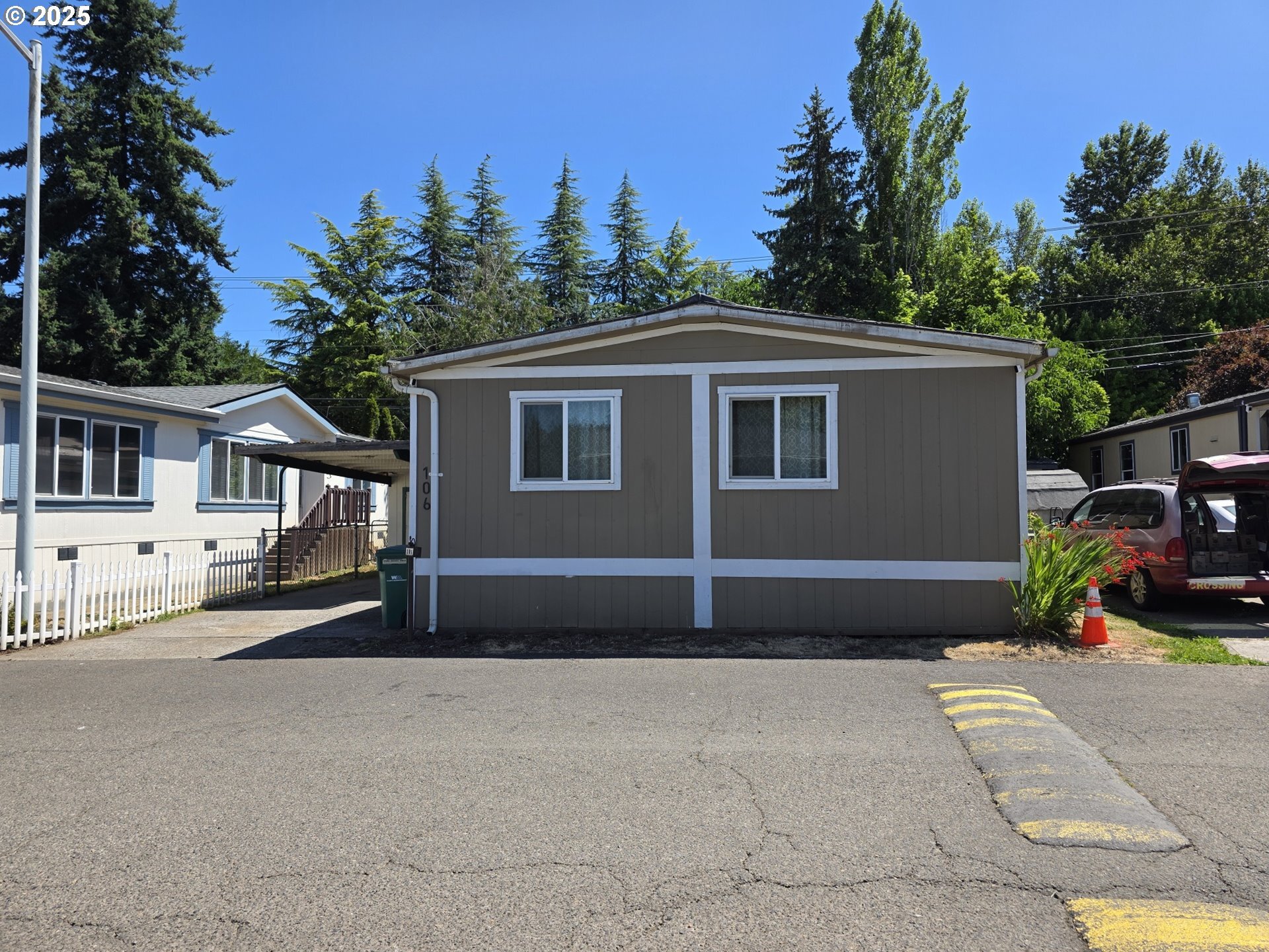 Property Photo: 15758 SE Highway 224 106 OR 97089