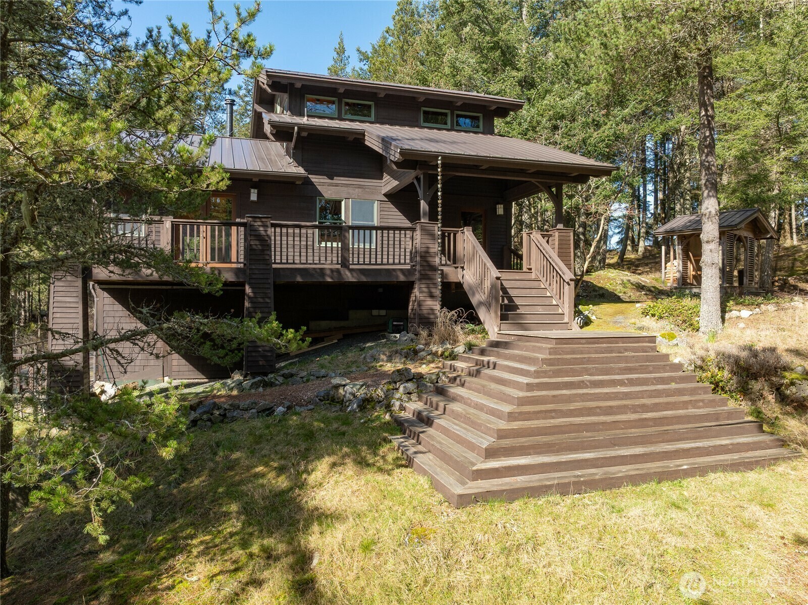 Property Photo: 61 Sunrise Bluff WA 98279