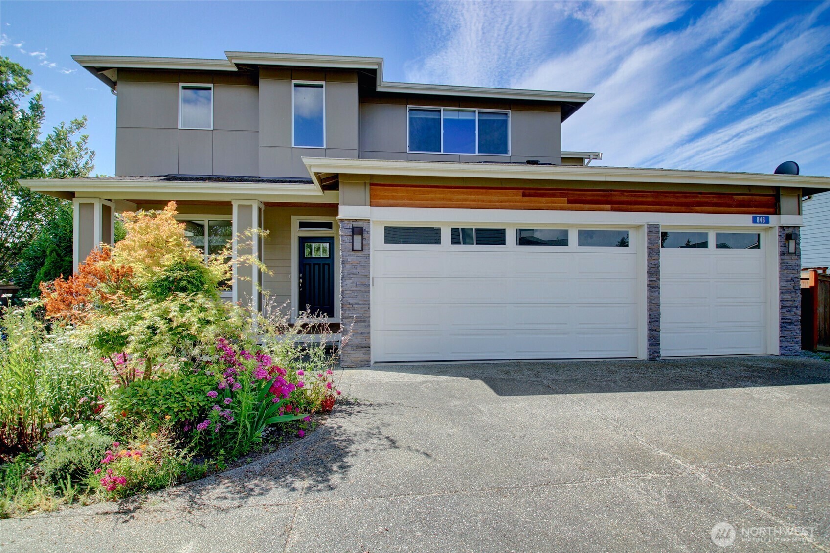 Property Photo: 846 Katelyn Court WA 98233