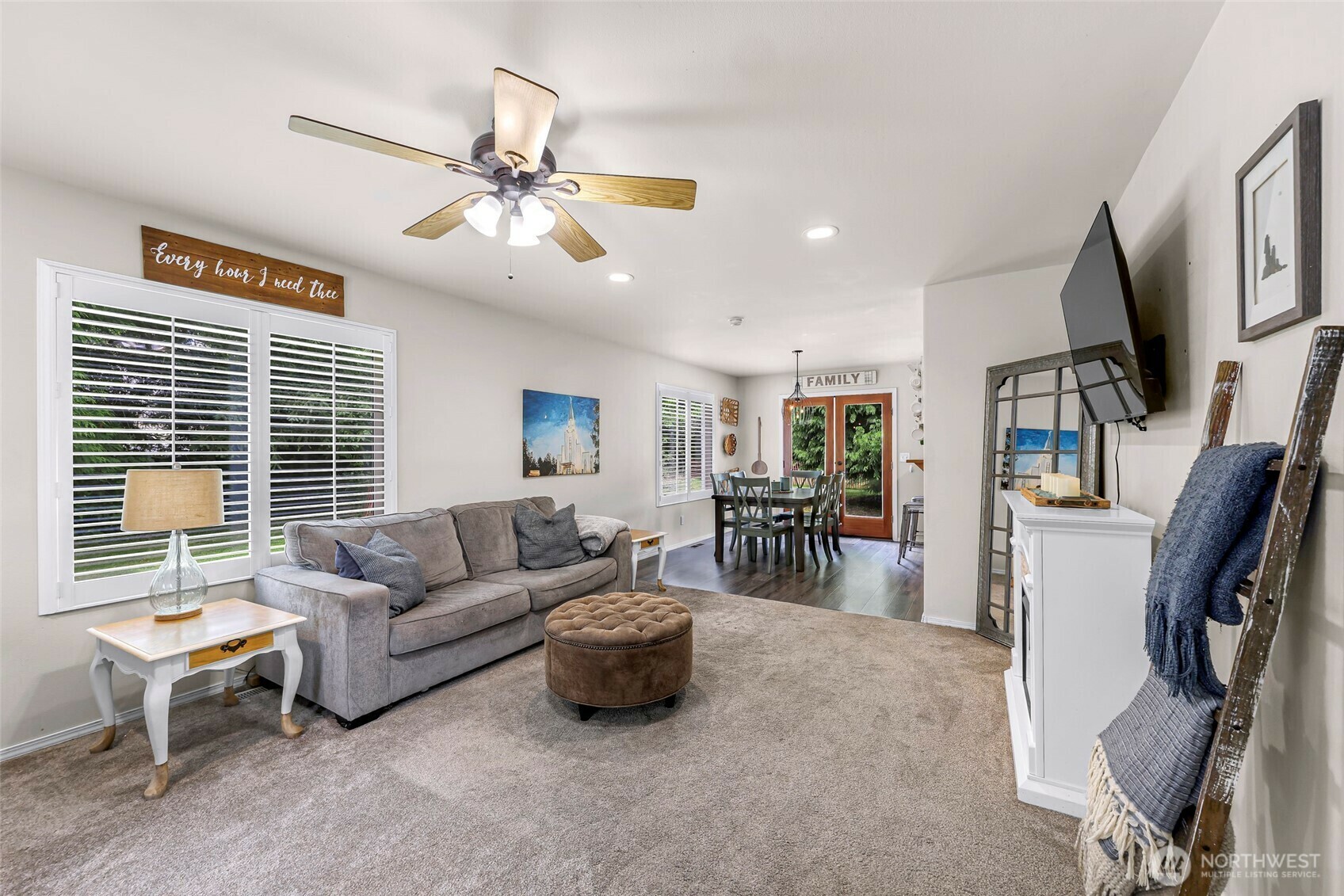 Property Photo: 2976 Upland Way WA 98248