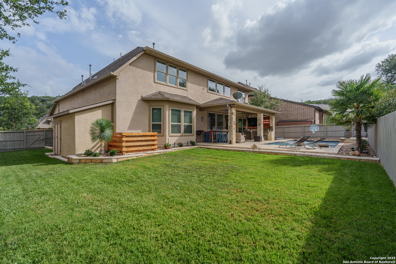 Property Photo: 17419 Hillsedge TX 78257