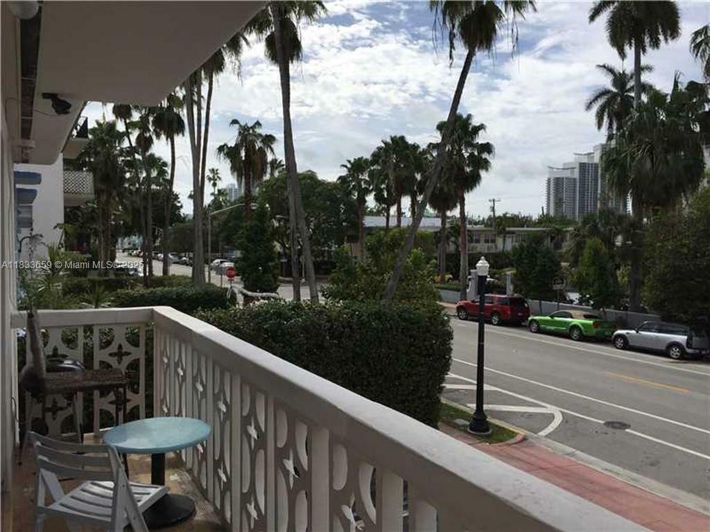 Property Photo: 719 Euclid Ave 7 FL 33139