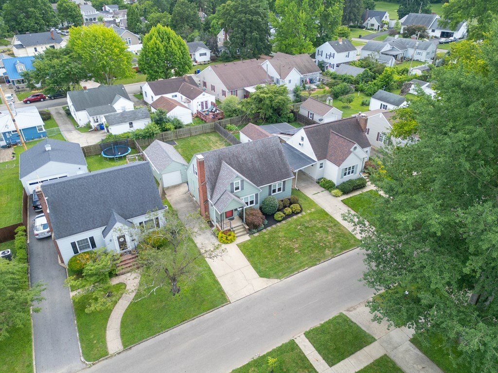 Property Photo: 628 Commanche Road OH 45601