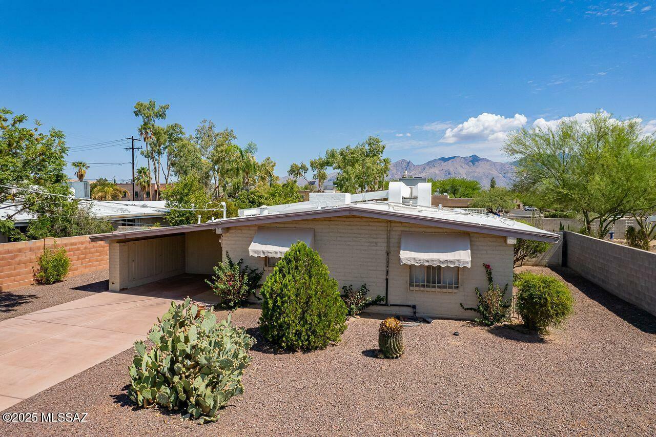 Property Photo: 5111 E Peach Street AZ 85712