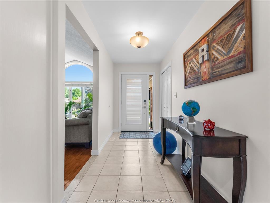 Property Photo: 480 Delaware Avenue ON N9J 1S4